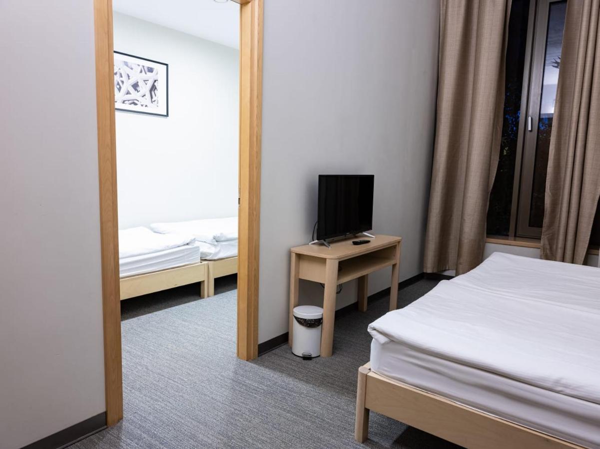 Zaliasis Slenis - Self Check-In Hotel - Free Parking Aukstkiemiai Eksteriør billede